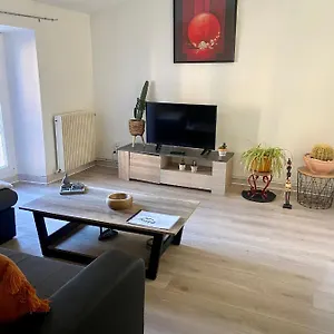 lescale-commingeoise.midi-pyreneeshotels.com/